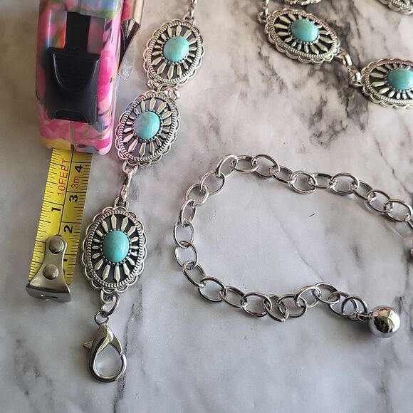 Vintage Style Silver Small Concho Chain Belt - Picture 9 of 16